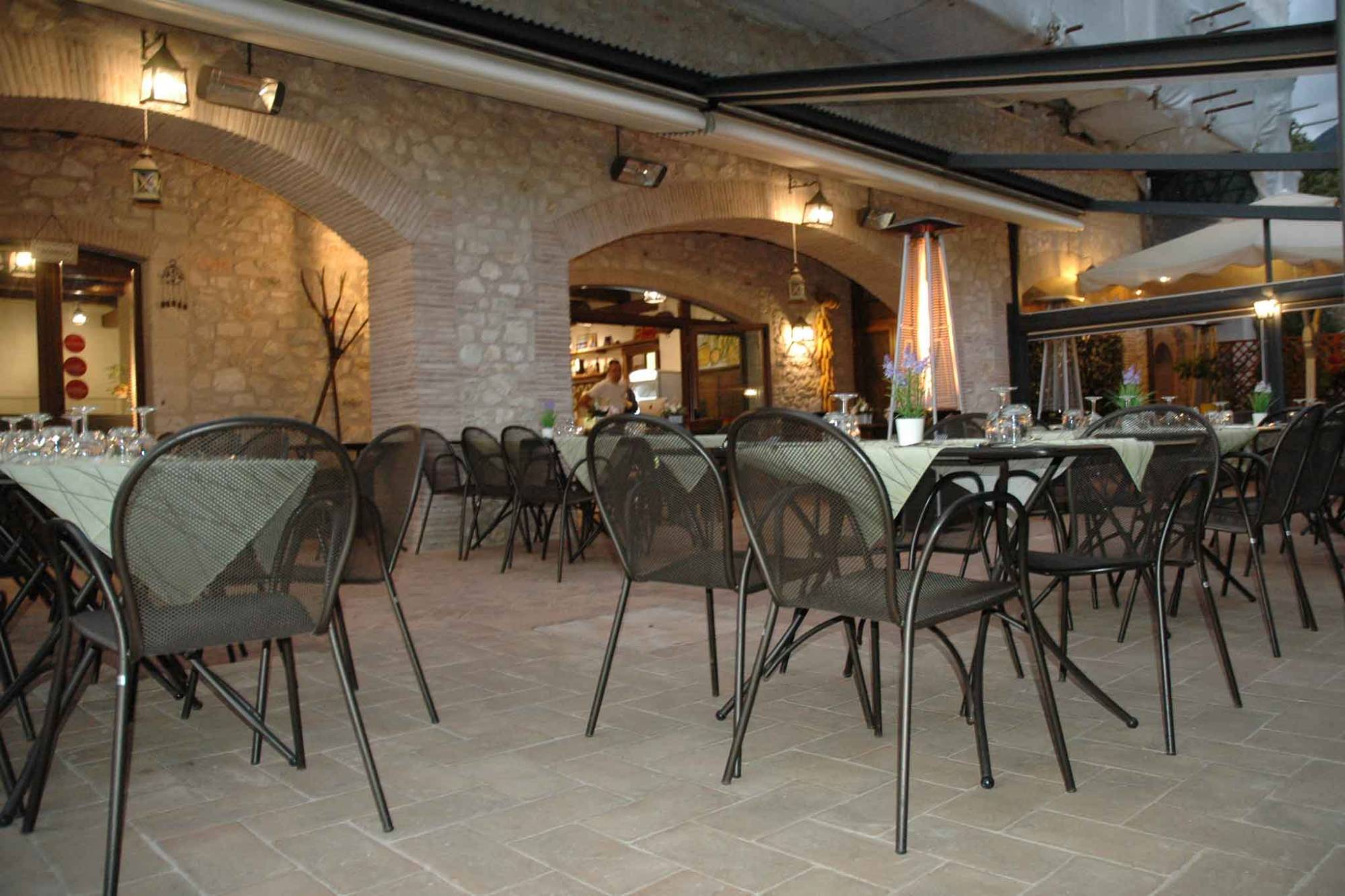 ristorante tavoli Norcia