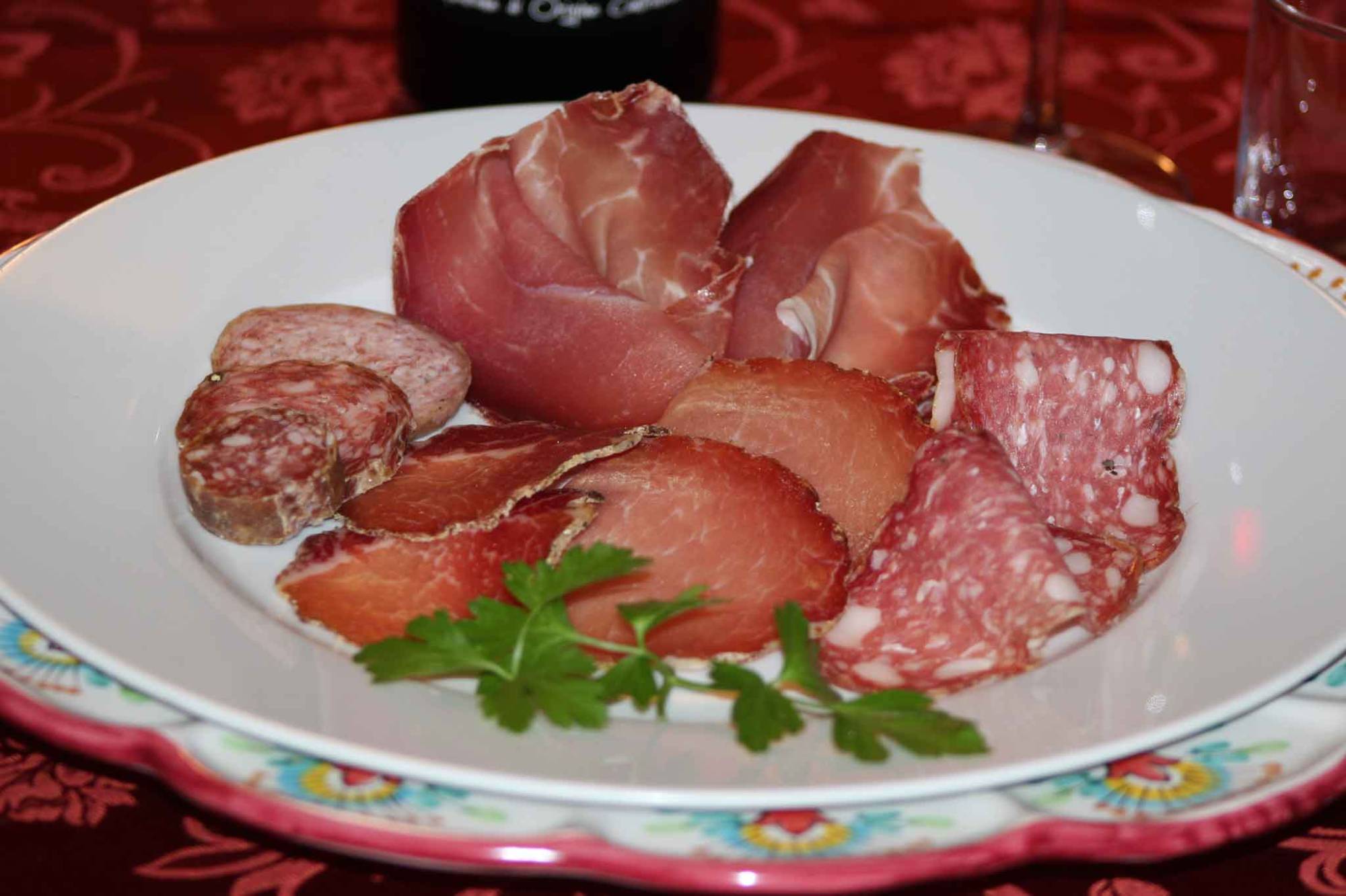 piatto di antipasti e salumi ristorante Norcia